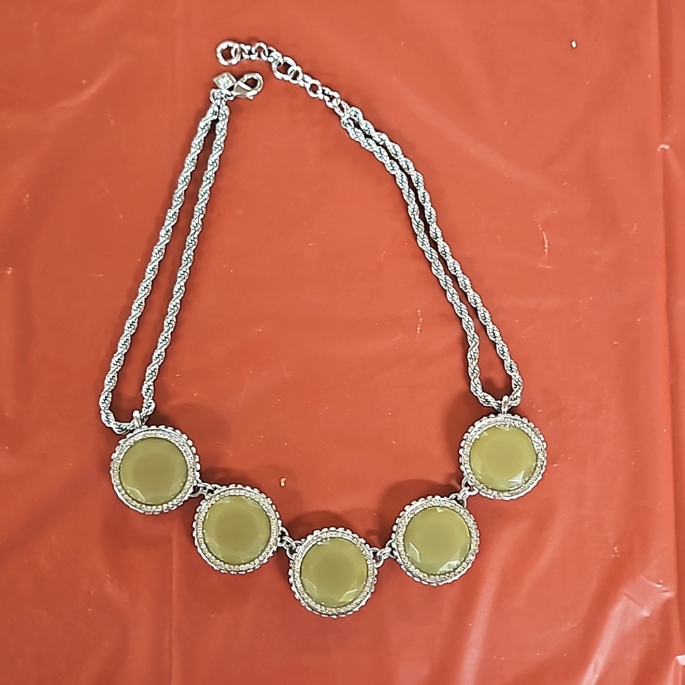 Banana Republic necklce